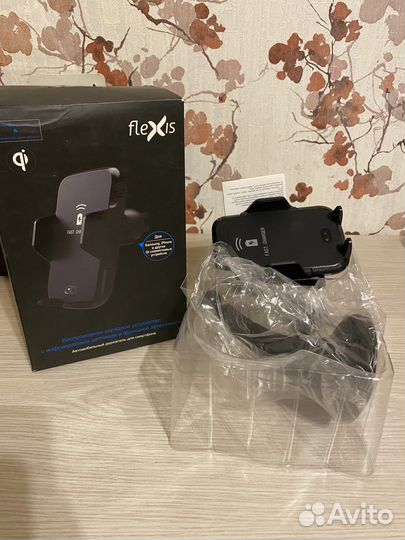 Автомобильный держатель для телефона