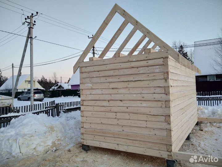 Сруб бани из бруса