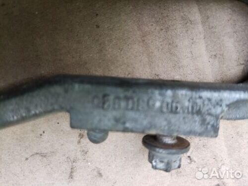 Кронштейн радиатора Опель Астра G (1998-2004)