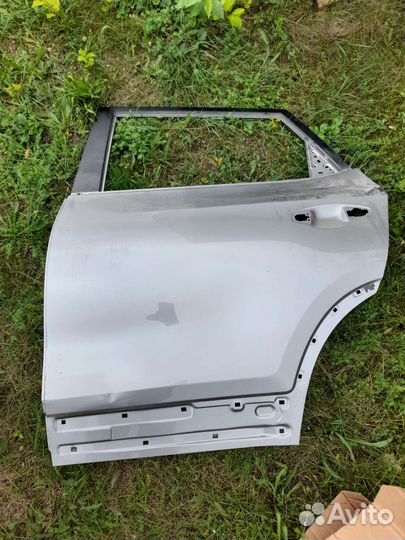 Дверь левая задняя Kia Seltos