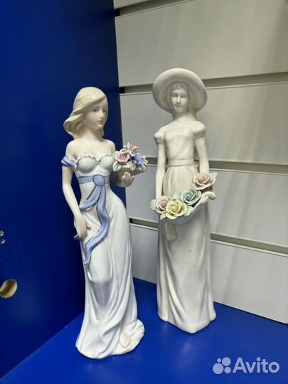 Статуэтка фарфор