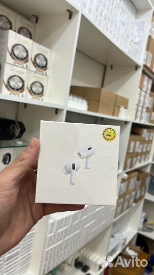 Наушники и боеспроводной зарядка