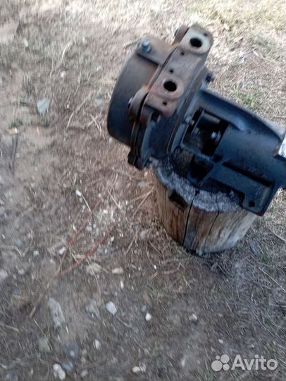 Водяной насос помпа