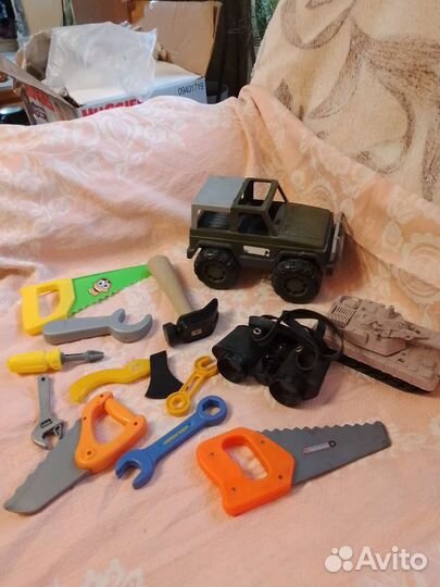 Игрушки для мальчика