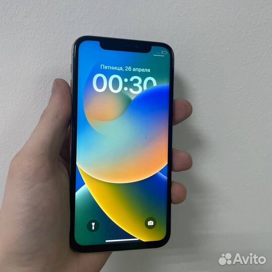 iPhone X, 256 ГБ