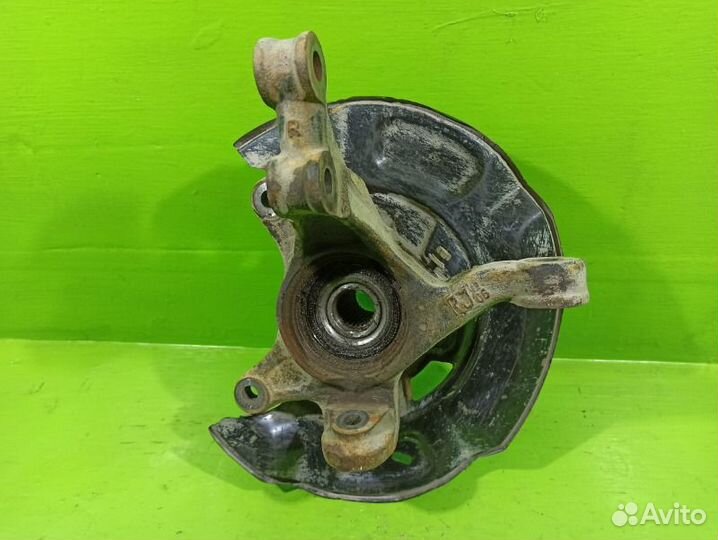 Кулак поворотный Toyota Yaris P90 2SZ 2006