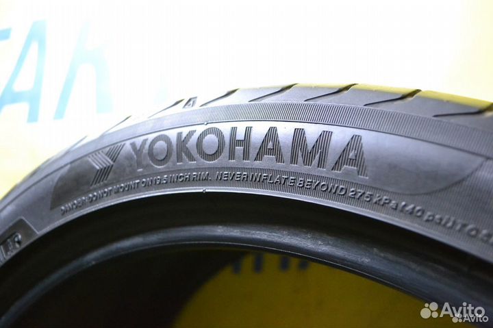 Yokohama Advan Sport V105 255/35 R19