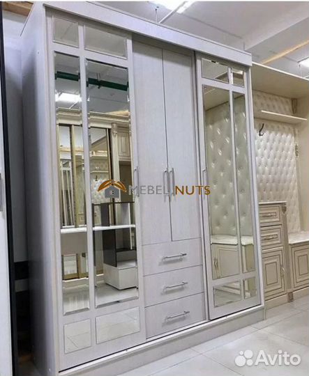 Шкаф купе 170 см новый в наличии