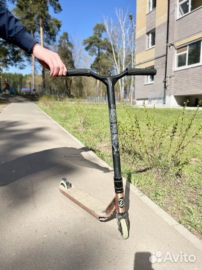 Трюковой самокат