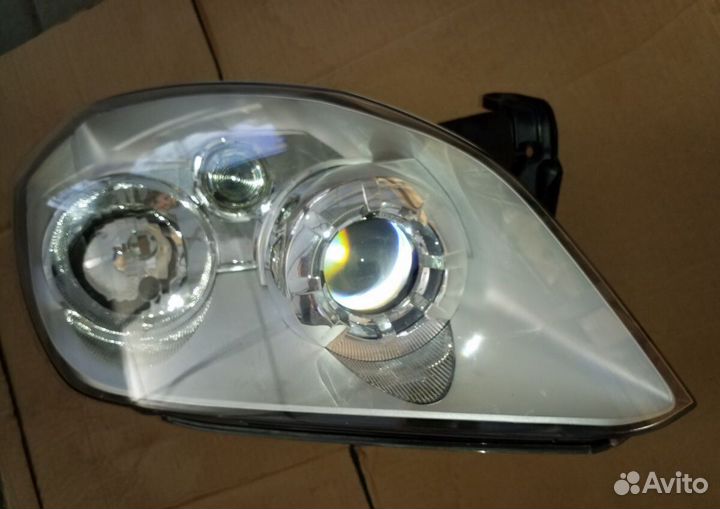 Фара Opel Tigra B правая оригинал