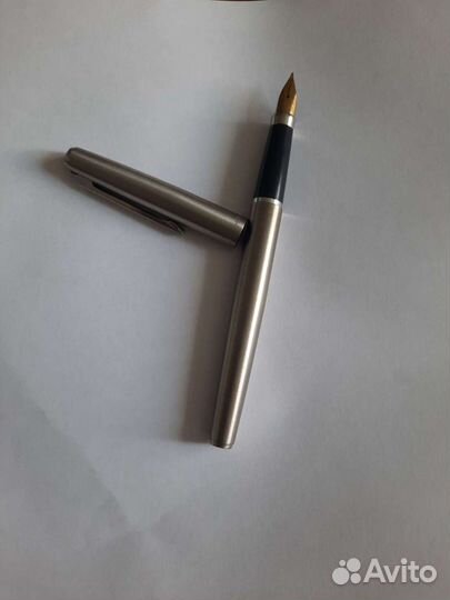 Чернильная ручка