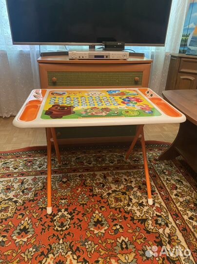 Стол для детей