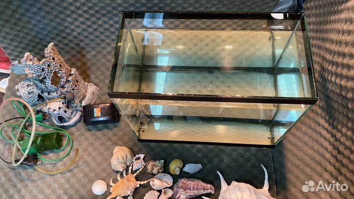 Аквариум с оборудованием