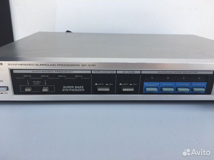 Процессор объемного звучания Pioneer SP 101R