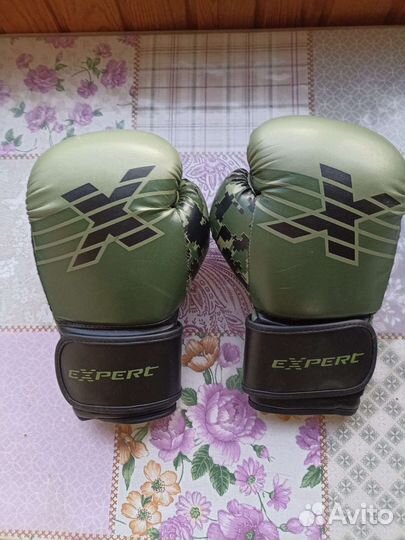 Боксерские перчатки 12 oz