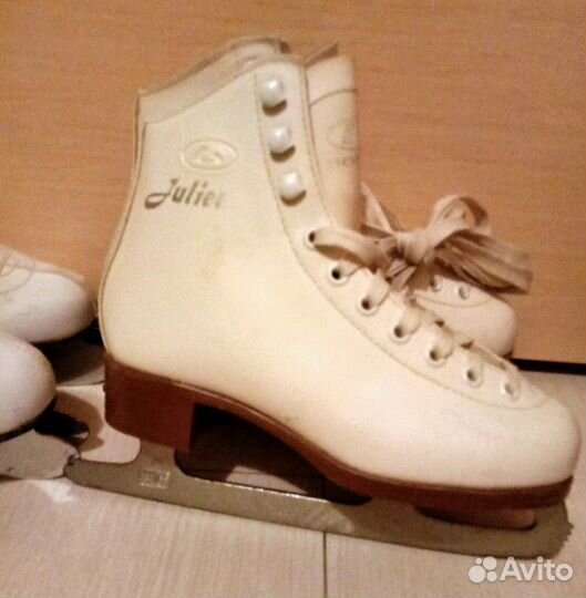 Коньки фигурные