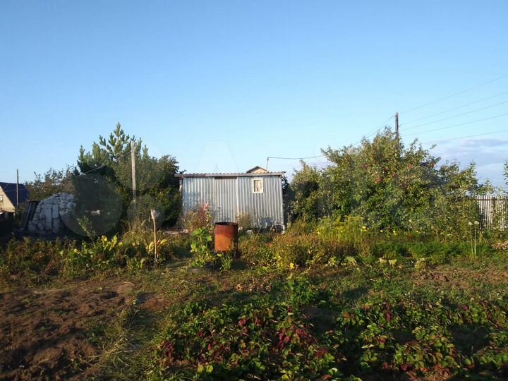 Дача 20 м² на участке 5,5 сот.