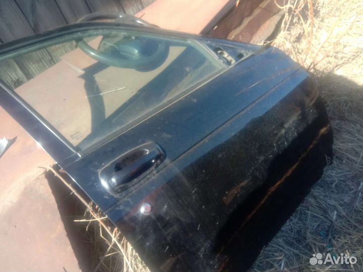 Двери передние с priora