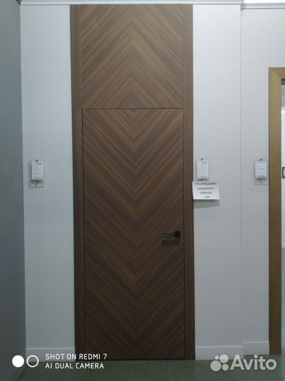 Двери межкомнатные и входные металлические