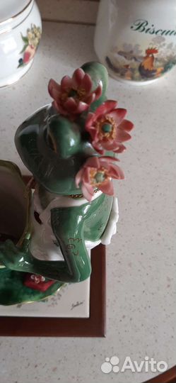 Подставка под кухонные аксессуары лягушка pavone