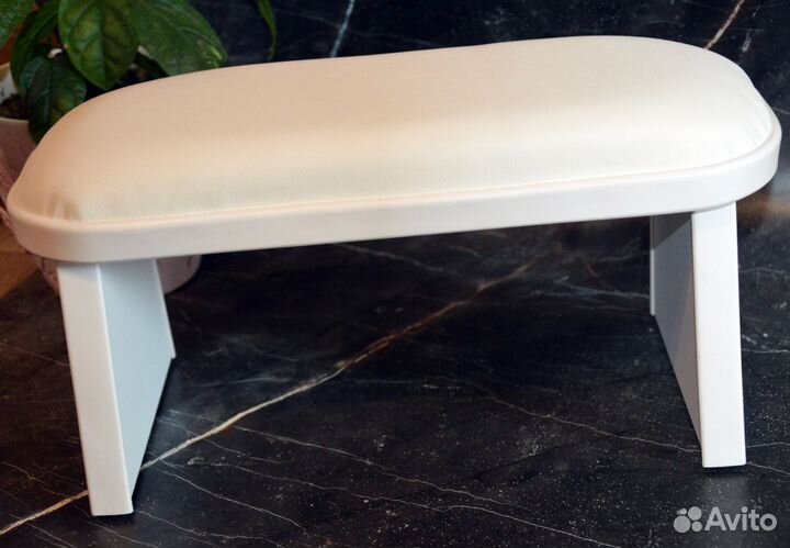 Маникюрная подставка для рук