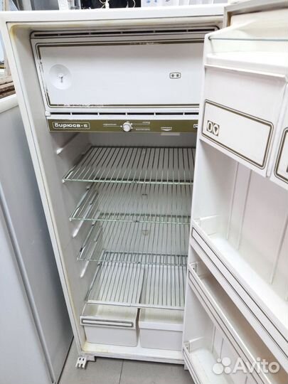 Холодильник бу рабочий высота 140см