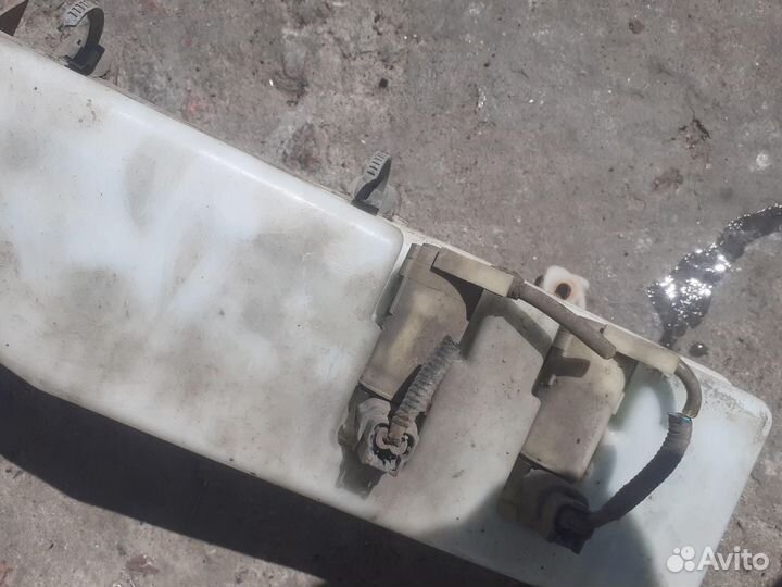 Бачек омывателя Chery Bonus A13 2012