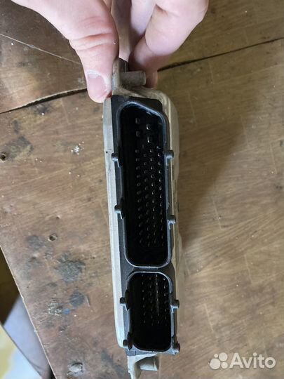 Блок управления двигателем skoda fabia2