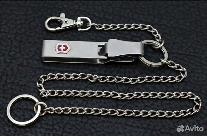 Подвеска на ремень Victorinox 4.1860 2 цепочки