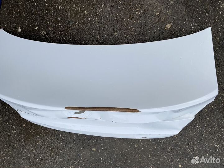 Крышка богажника Hyundai Elantra 2019