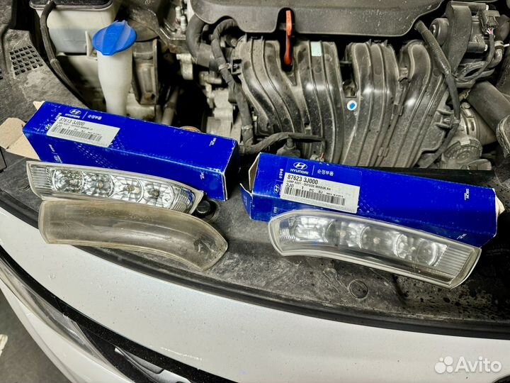 Повторитель поворота в зеркало hyundai santa FE FL