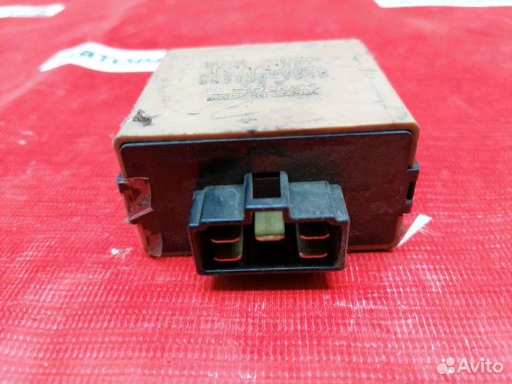Реле Toyota Land Cruiser HDJ81 1HDT