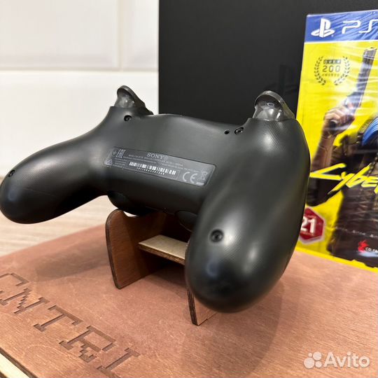 Sony PS4 Slim +Cyberpunk 2077+2 Джойстика