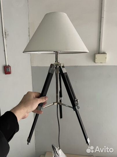 Светильник