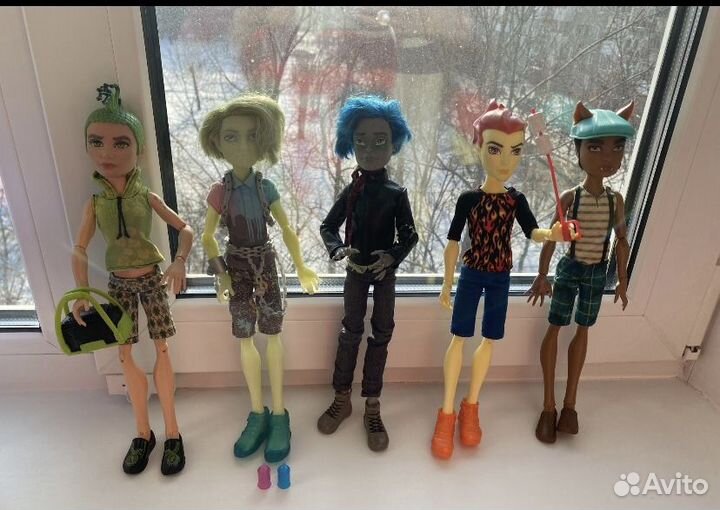 Продам кукол Monster High