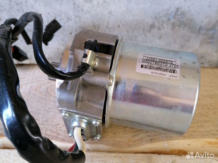 Моторчик эура Митсубиси асх