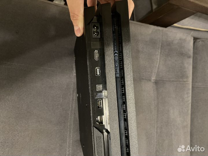 Sony PS4 pro 1tb