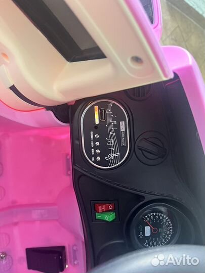 Детское кресло для стрижек