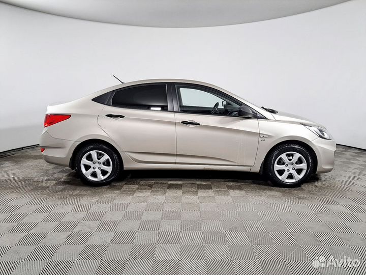 Hyundai Solaris 1.6 МТ, 2011, 70 500 км