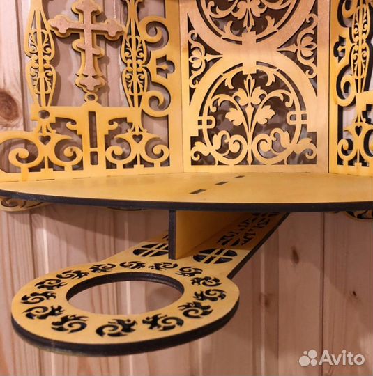 Уголок для икон 90 см x 60 см