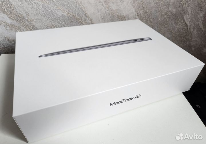 Новый Apple MacBook Air 13 M1 8Gb 256Gb Space Gray