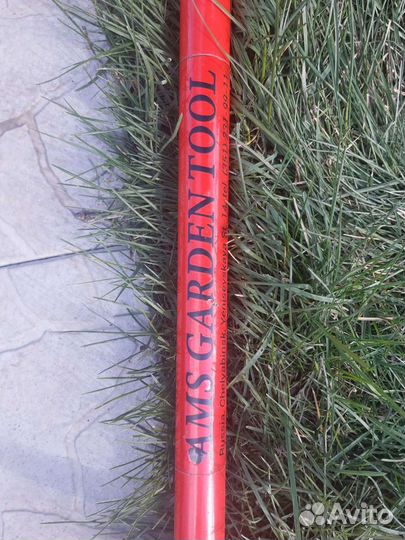 Ручной культиватор для удаления сорняков