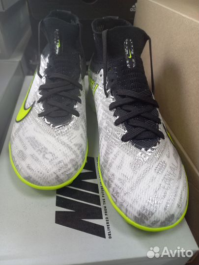 Сороконожки nike air zoom Mercurial