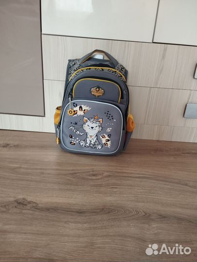 Рюкзак школьный для девочки