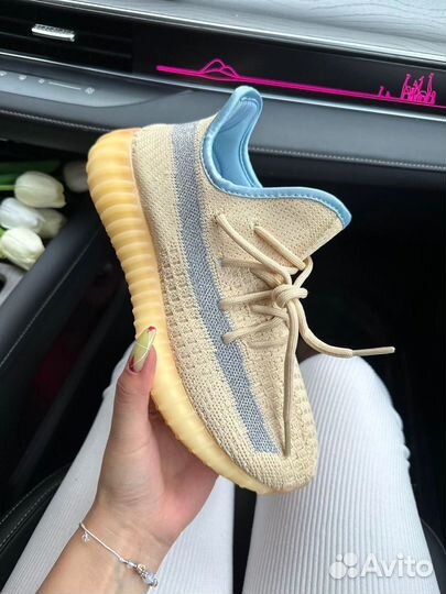 Кроссовки Adidas Yeezy Boost 350 женские