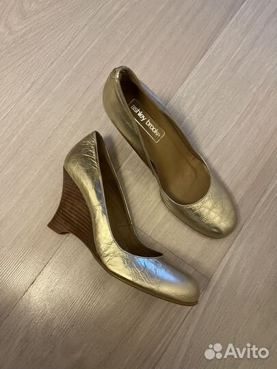 Туфли женские 38-39