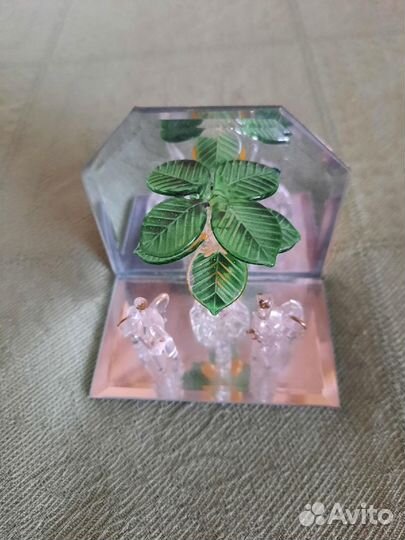 Стеклянные слоники