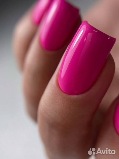 Маникюр и педикюр