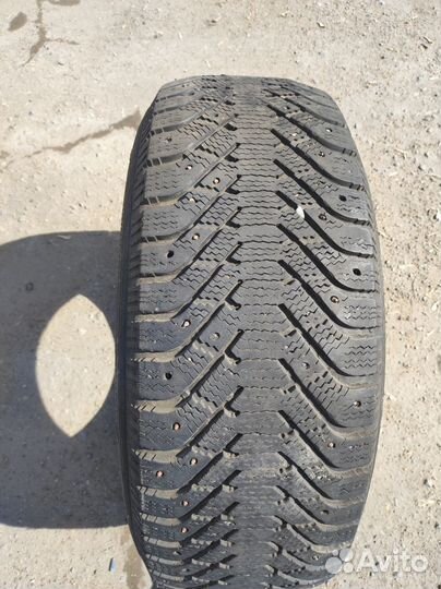 Goodyear UltraGrip 500 265/65 R17