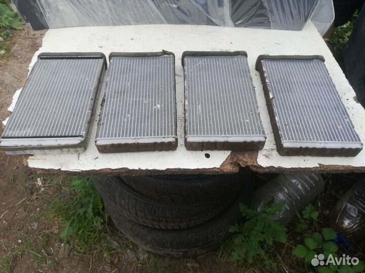 Радиатор печки Митсубиси Лансер 10